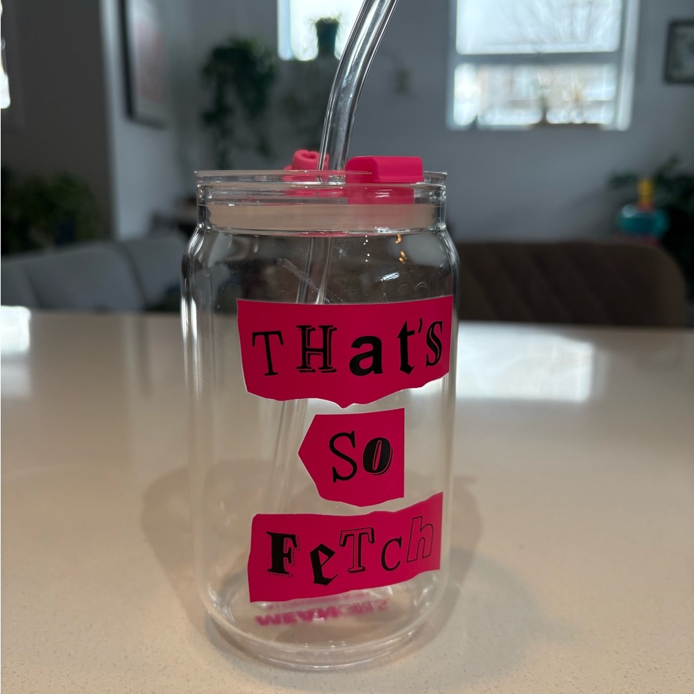 Mean Girls Glass Cup with Straw “That’s so Fetch” - Picture 2 of 6